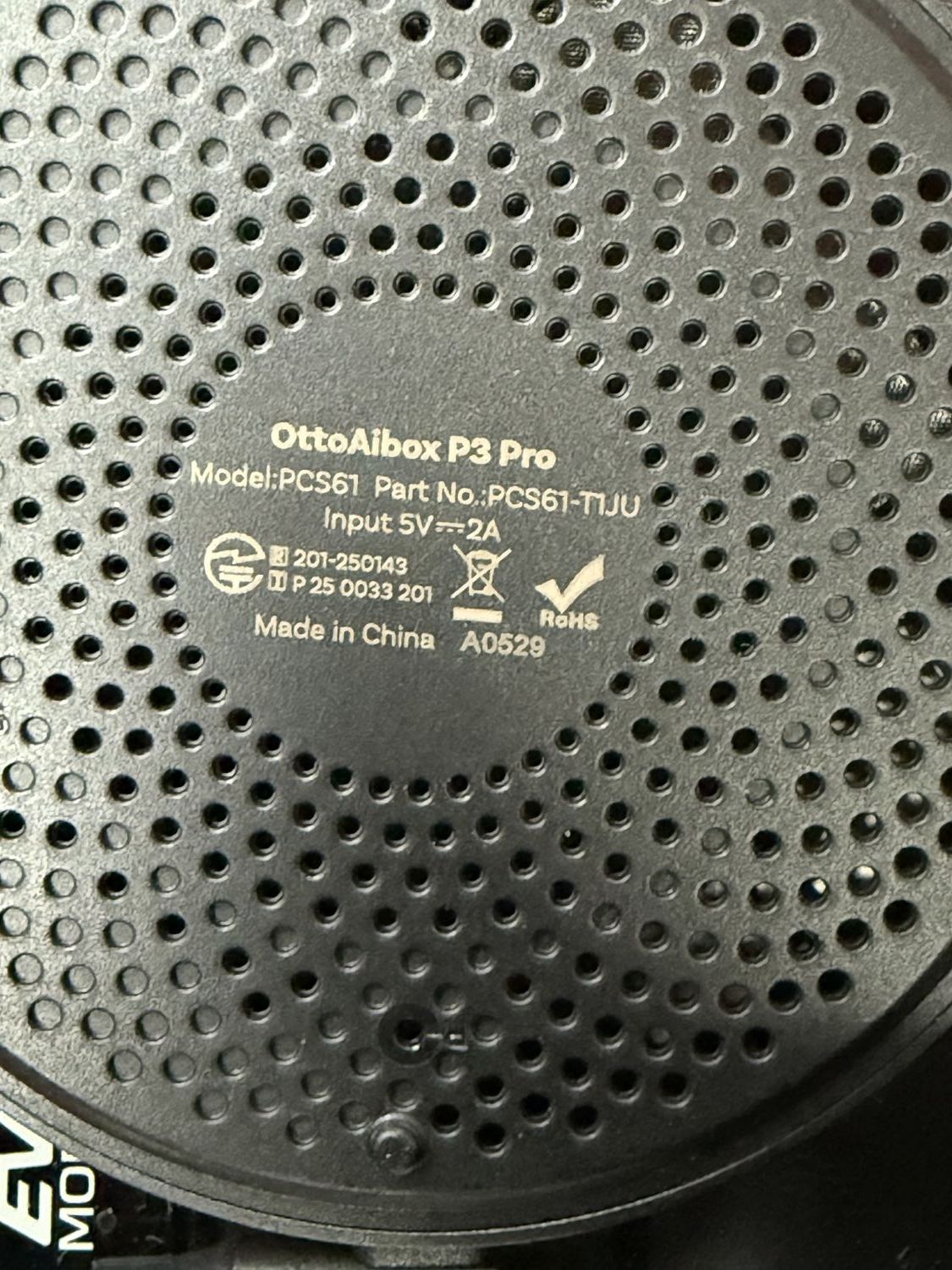 OttoAibox P3 Proの底面ラベル。Model PCS61とPart No. PCS61-T1JUの印字